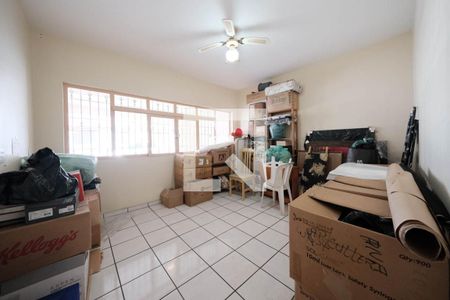 Quarto 1 de casa à venda com 8 quartos, 250m² em Jardim Penha, São Paulo