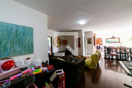 Sala de casa à venda com 3 quartos, 1148m² em Santa Lúcia, Belo Horizonte