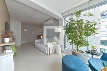 Varanda de apartamento à venda com 2 quartos, 70m² em Campo Belo, São Paulo