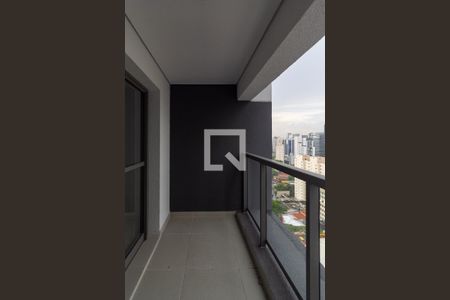 Varanda de kitnet/studio à venda com 1 quarto, 38m² em Santo Amaro, São Paulo