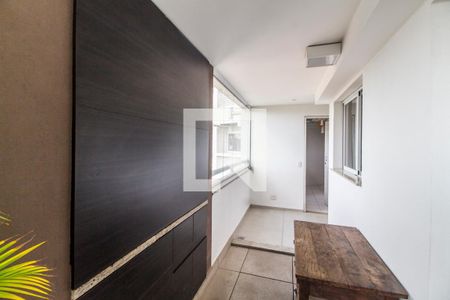 Varanda gourmet de apartamento à venda com 3 quartos, 200m² em Empresarial 18 do Forte, Barueri