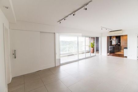 Sala  de apartamento à venda com 3 quartos, 200m² em Empresarial 18 do Forte, Barueri