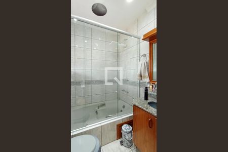 Casa à venda com 4 quartos, 185m² em Espírito Santo, Porto Alegre