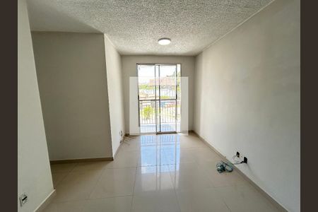 Sala de apartamento para alugar com 3 quartos, 50m² em Pavuna, Nilópolis