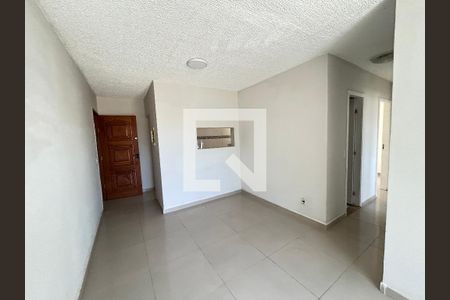 Sala de apartamento para alugar com 3 quartos, 50m² em Pavuna, Nilópolis