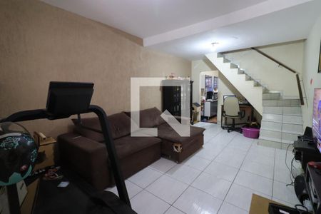 Sala de casa à venda com 3 quartos, 120m² em Bussocaba, Osasco