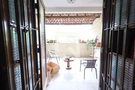 Quarto 1 de casa à venda com 3 quartos, 120m² em Bussocaba, Osasco