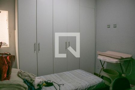 Suíte 1 de casa para alugar com 4 quartos, 400m² em Sagrada Família, Belo Horizonte