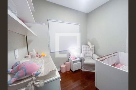 Quarto 1 de casa para alugar com 4 quartos, 400m² em Sagrada Família, Belo Horizonte