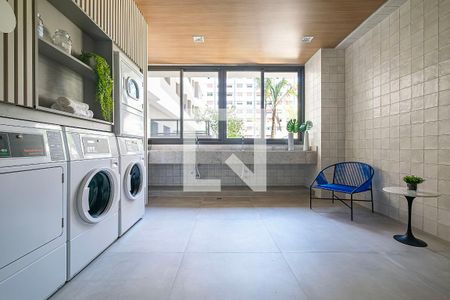 Lavanderia de apartamento para alugar com 1 quarto, 28m² em Pinheiros, São Paulo