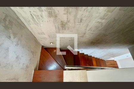 Escada de apartamento à venda com 3 quartos, 208m² em Paraíso, São Paulo