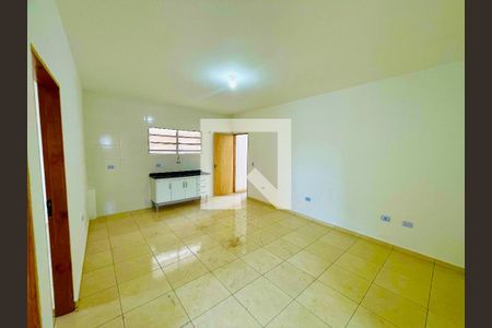 Sala/Cozinha de kitnet/studio para alugar com 2 quartos, 56m² em Vila Sao Rafael, Guarulhos