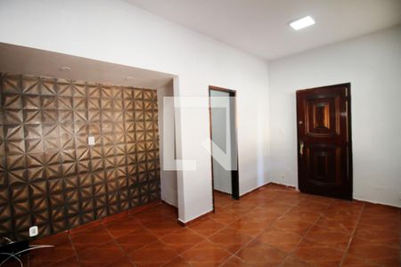 Sala de casa para alugar com 3 quartos, 150m² em Brás de Pina, Rio de Janeiro