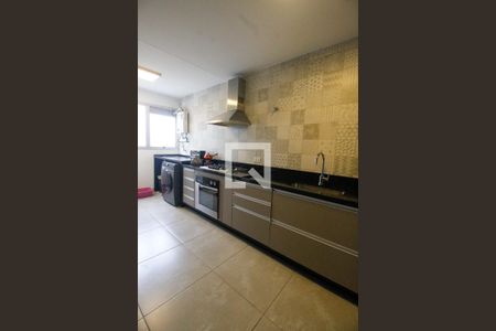 Cozinha de apartamento à venda com 3 quartos, 77m² em Vila Progredior, São Paulo