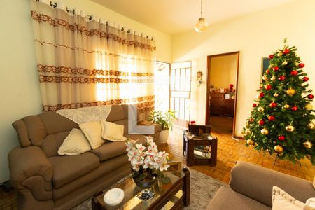 Casa à venda com 6 quartos, 600m² em Darcy Vargas, Belo Horizonte