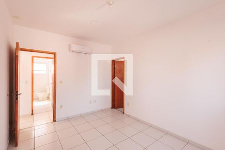 Suíte de apartamento para alugar com 2 quartos, 78m² em Parque Santo Antonio, Taubaté
