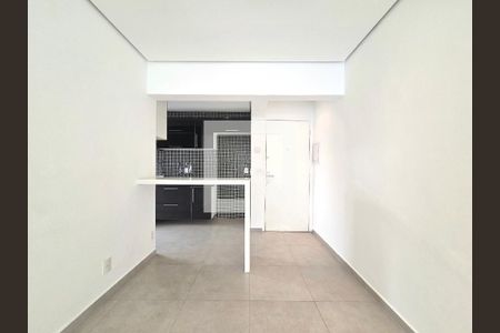 Cozinha de apartamento para alugar com 1 quarto, 47m² em Itaim Bibi, São Paulo