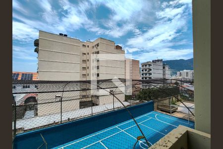 Vista da Sala de apartamento à venda com 2 quartos, 65m² em Vila Isabel, Rio de Janeiro