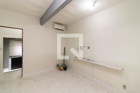 Quarto de casa para alugar com 1 quarto, 70m² em Cascadura, Rio de Janeiro
