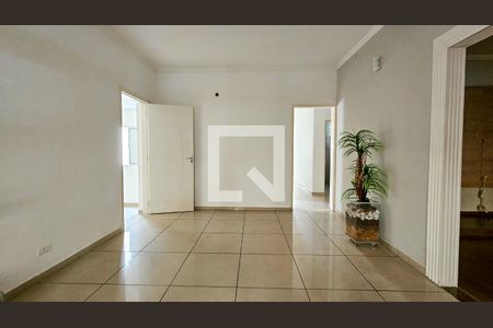 Sala de casa à venda com 3 quartos, 230m² em Vila Campo Grande, São Paulo