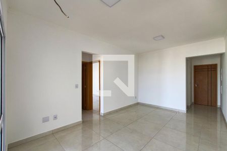 Sala de apartamento para alugar com 2 quartos, 102m² em Guilhermina, Praia Grande