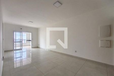 Sala de apartamento para alugar com 3 quartos, 133m² em Guilhermina, Praia Grande