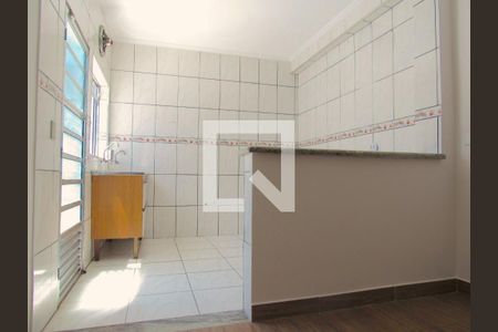 Sala - Cozinha de casa para alugar com 2 quartos, 105m² em Presidente Altino, Osasco