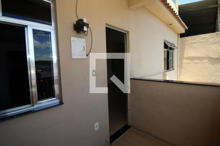 Varanda de casa à venda com 3 quartos, 100m² em Vigário Geral, Rio de Janeiro