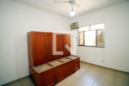 Quarto 2 de casa para alugar com 3 quartos, 100m² em Vigário Geral, Rio de Janeiro