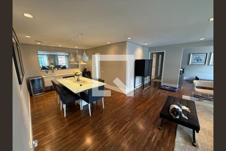 Apartamento à venda com 3 quartos, 167m² em Vila Sofia, São Paulo