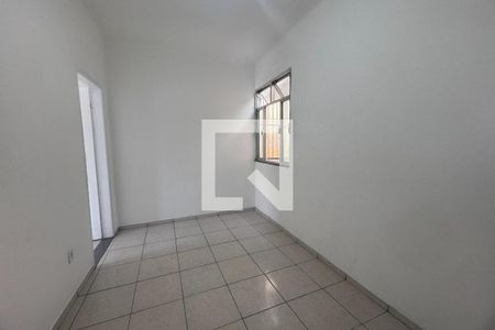 Sala de apartamento para alugar com 1 quarto, 48m² em Parque Pauliceia, Duque de Caxias