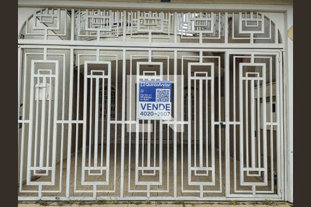 Plaquinha de casa à venda com 4 quartos, 108m² em Jardim Santa Clara, Guarulhos
