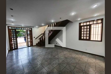 Casa à venda com 4 quartos, 398m² em Jardim Guanabara, Rio de Janeiro