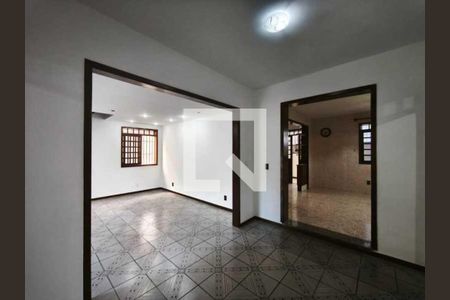 Casa à venda com 4 quartos, 398m² em Jardim Guanabara, Rio de Janeiro