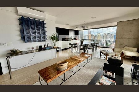 Apartamento à venda com 3 quartos, 180m² em Vila Nova Conceição, São Paulo