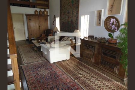 Casa à venda com 3 quartos, 301m² em Jardim Vitoria Regia (Zona Oeste), São Paulo