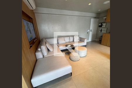 Apartamento à venda com 2 quartos, 84m² em Vila Olímpia, São Paulo