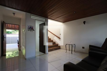 Sala 1 de casa para alugar com 4 quartos, 500m² em Jardim Recreio, Ribeirão Preto