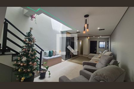 Sala  de casa à venda com 3 quartos, 188m² em Parque das Nações, Santo André