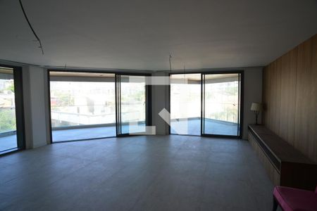 Sala de apartamento à venda com 4 quartos, 307m² em Barra da Tijuca, Rio de Janeiro