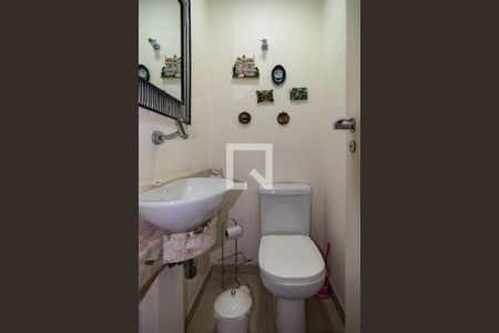 Lavabo de apartamento à venda com 3 quartos, 139m² em Bela Vista, São Paulo