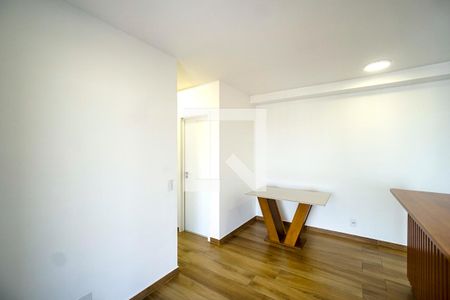 Sala e cozinha de apartamento para alugar com 2 quartos, 62m² em Vila Esperança, São Paulo