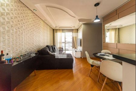 Sala de apartamento à venda com 3 quartos, 67m² em Vila Eldizia, Santo André