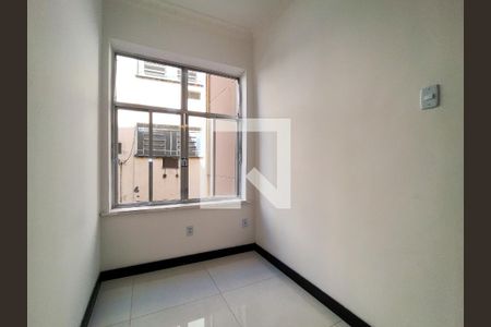 Sala de apartamento para alugar com 2 quartos, 66m² em Imperial de São Cristóvão, Rio de Janeiro