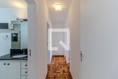 Corredor de apartamento à venda com 3 quartos, 107m² em Higienópolis, São Paulo