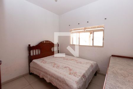 Casa à venda com 3 quartos, 360m² em Flamengo, Contagem