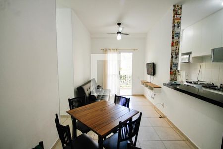 Sala de apartamento para alugar com 3 quartos, 75m² em Boqueirão, Praia Grande