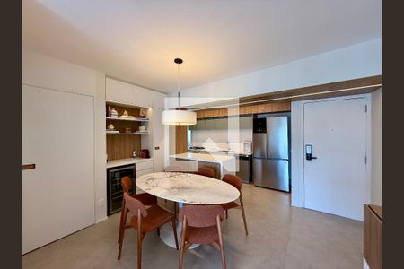 Sala  de apartamento à venda com 2 quartos, 70m² em Cidade Monções, São Paulo