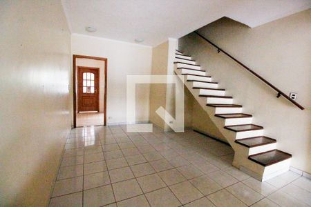 Sala de casa para alugar com 2 quartos, 79m² em Jardim Guarau, São Paulo