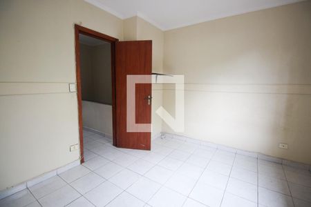 Quarto 1 de casa para alugar com 2 quartos, 79m² em Jardim Guarau, São Paulo